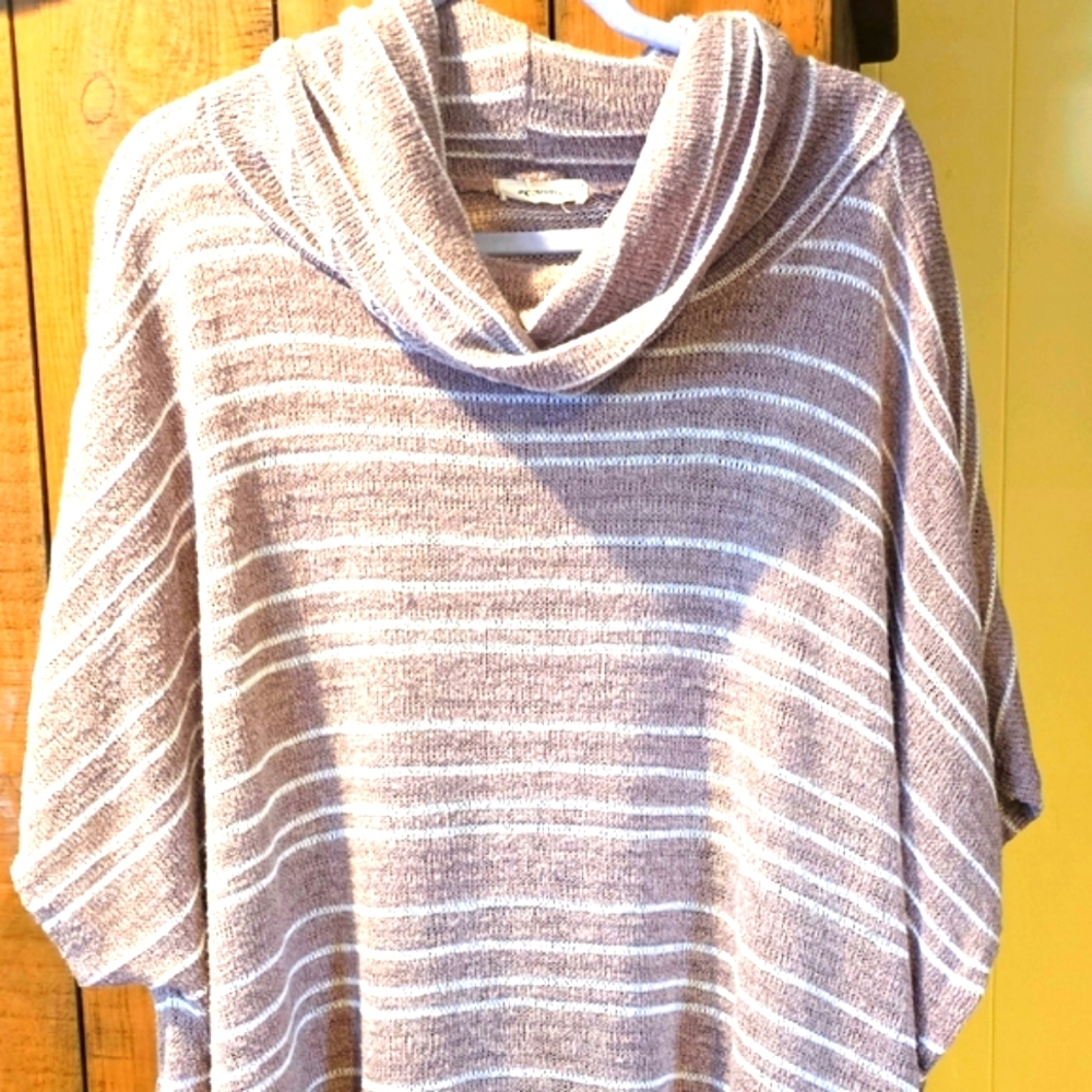 LIGHT WEIGHT ee:some Poncho